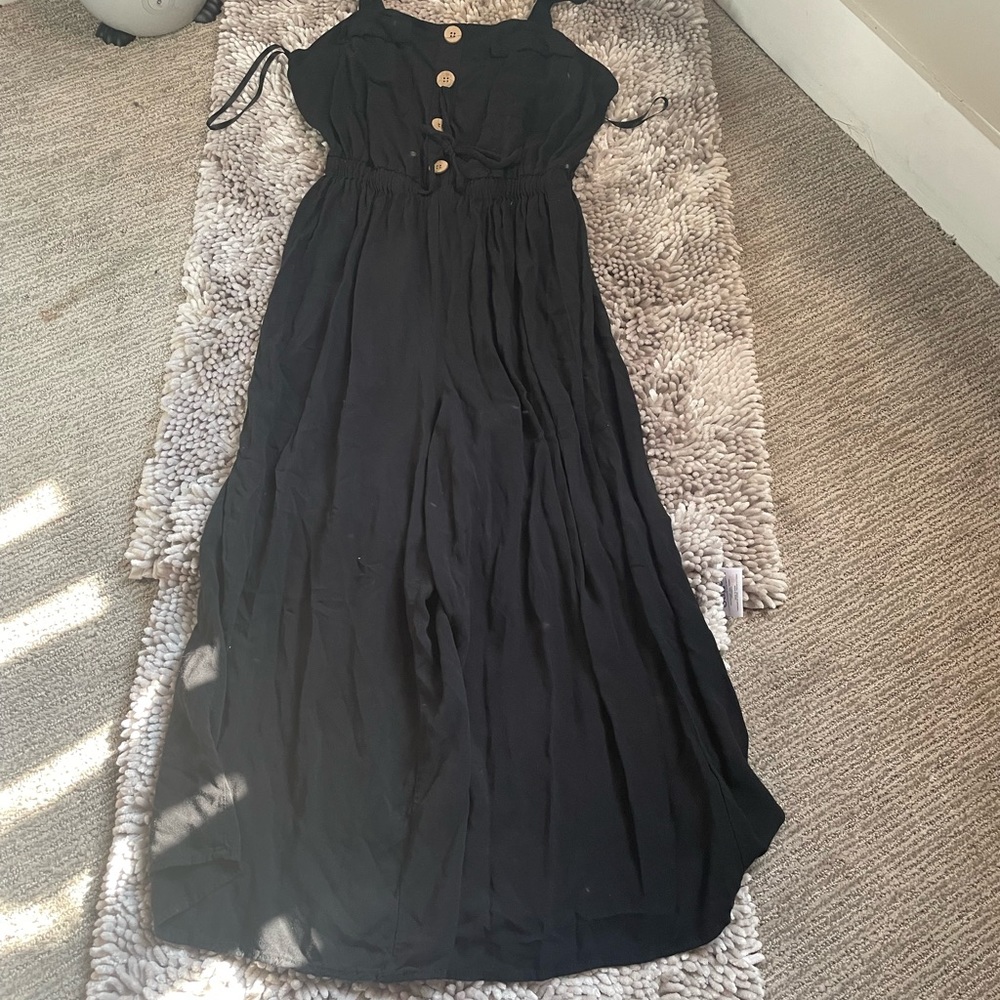 It’s like pants but with a connected top